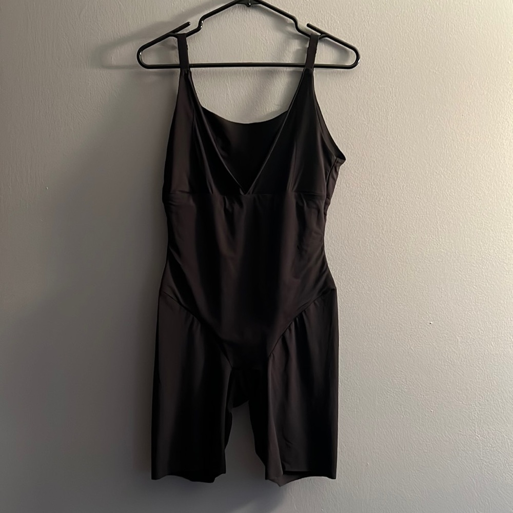 Self Expressions by Maidenform shapewear 2X